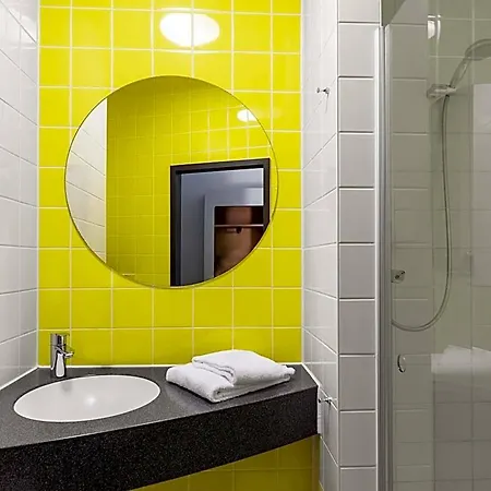 B&B Hotel Muelheim An Der Ruhr מלון מולהיים אן דר רור