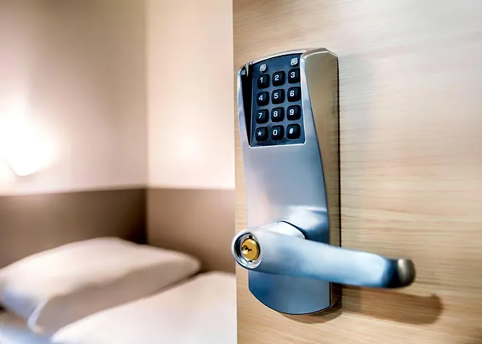 B&B Hotel Muelheim An Der Ruhr Hotel 3*